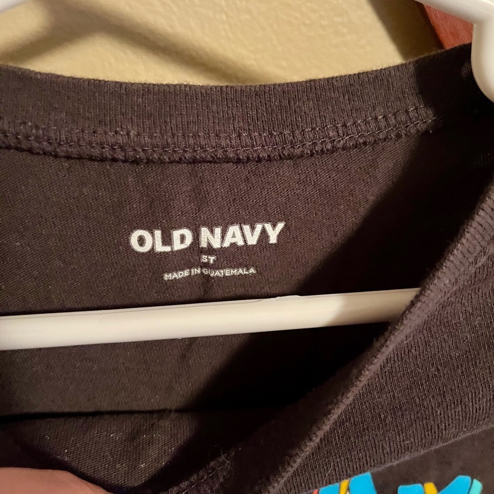 Old Navy & Gap 5T Boys Long Sleeve T-Shirt Bundle - Picture 6 of 7